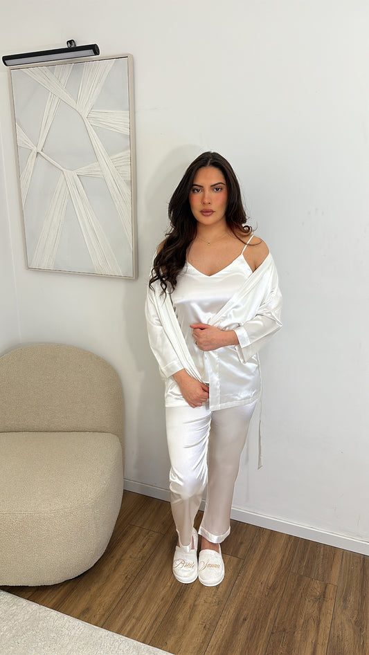 Peignoir + nuisette et pantalon satiné blanc